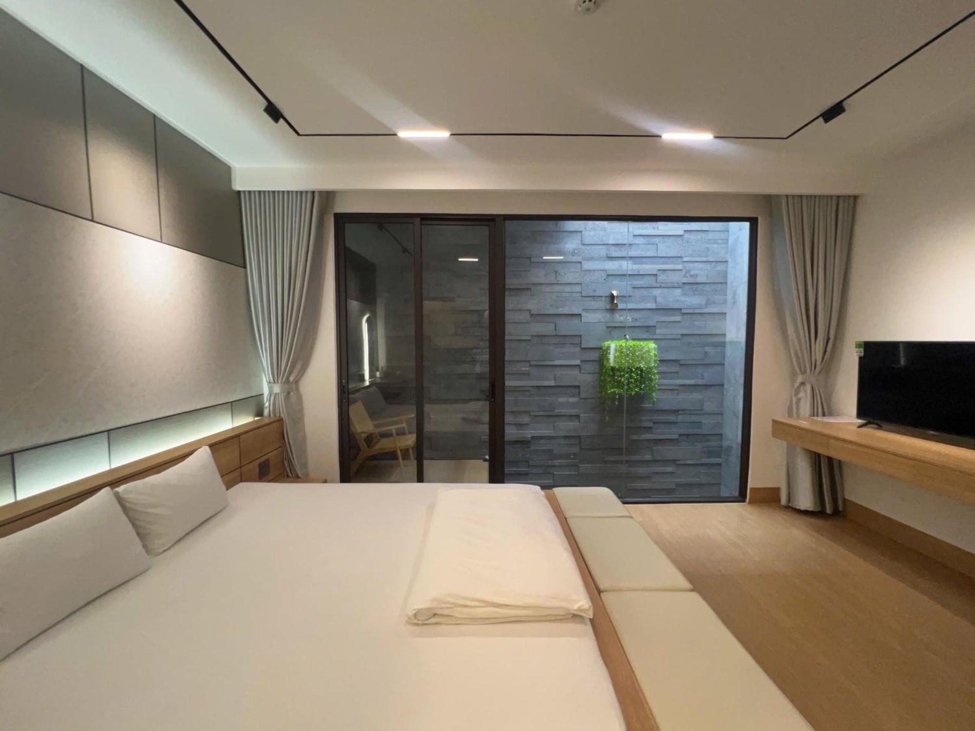 C&M Hotel Phan Rang Exterior photo