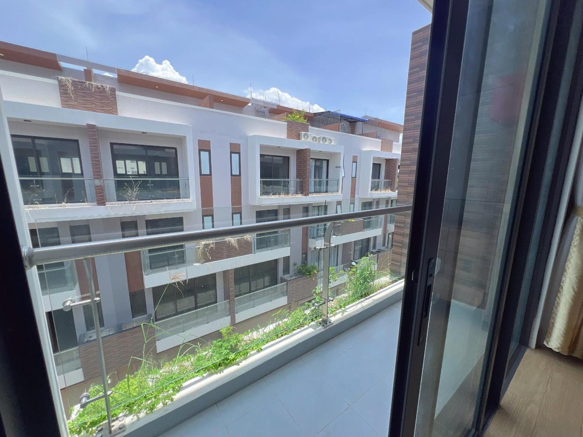 C&M Hotel Phan Rang Exterior photo