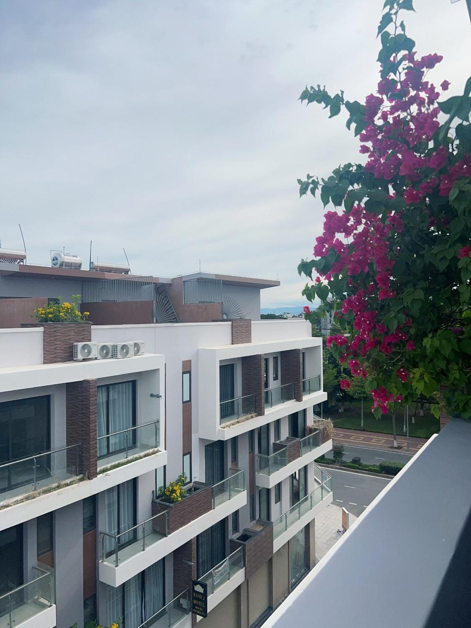 C&M Hotel Phan Rang Exterior photo